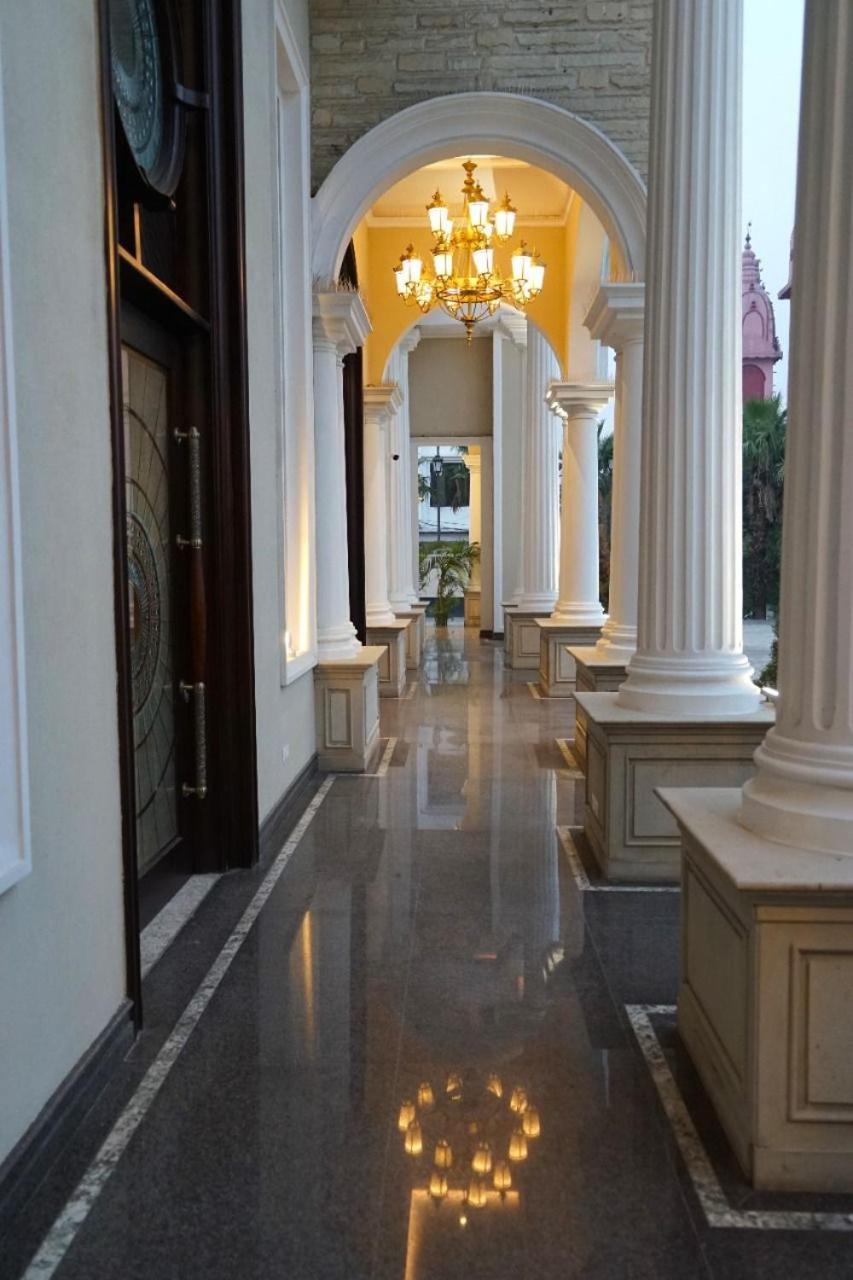 Anntilia Inn Ludhiana Ngoại thất bức ảnh
